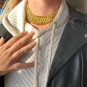 Costume Jewelry Necklace Gold